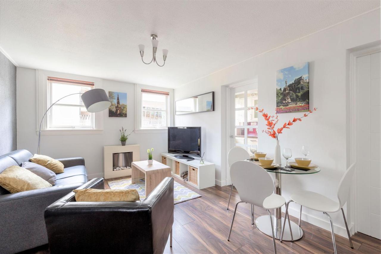 Stunning 1 Bed At Holyrood Palace & Arthurs Seat เอดินบะระ ภายนอก รูปภาพ